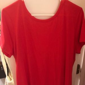 NWOT Red Victoria Secrets Sport t-shirt